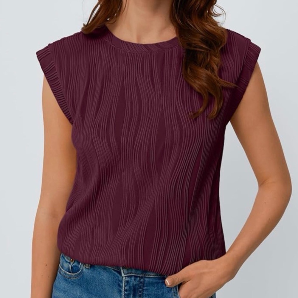 Sleeveless Red Blouse with design